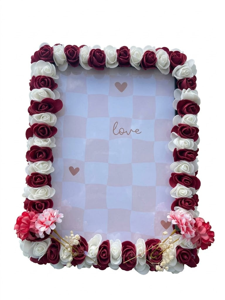 Cadre Décoratif Fleuri Fait Main – Roses Bordeaux & Blanches – Insert Love – Décoration Romantique