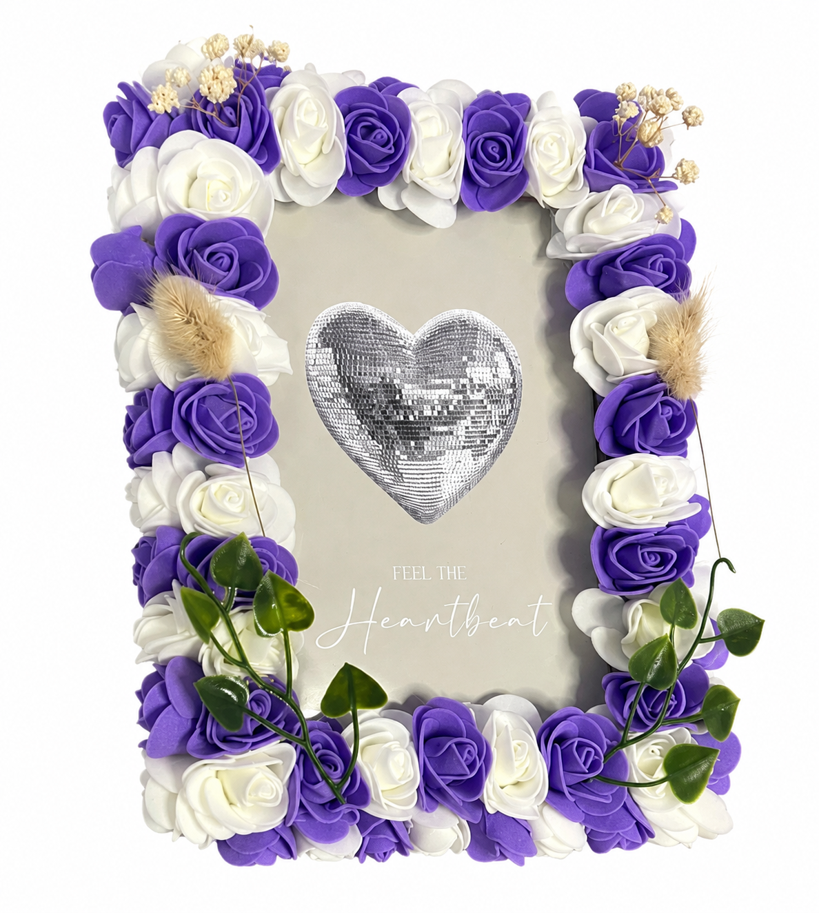 Cadre Décoratif Fleuri Fait Main – Roses Violettes & Blanches – Décoration Maison Artisanale
