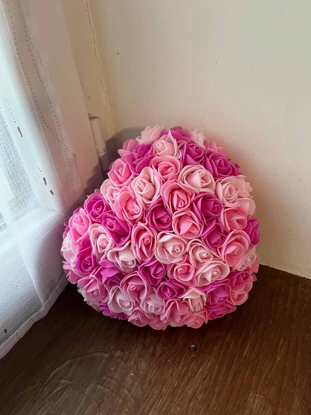 Coeur Décoratif Fleuri Fait Main – Roses Roses – Décoration Artisanale