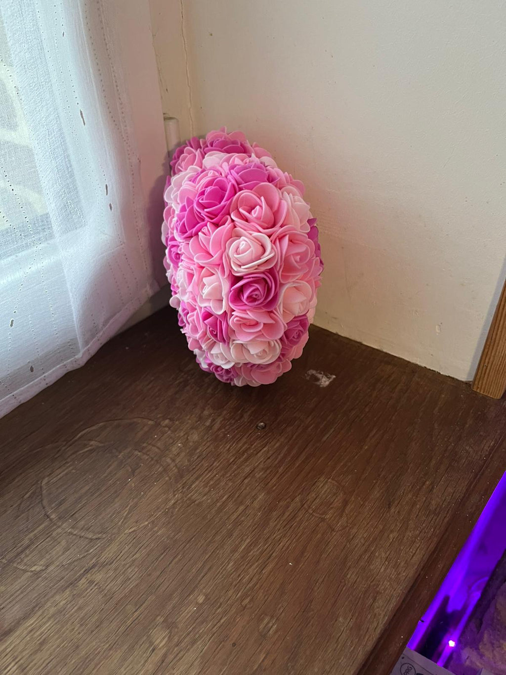 Coeur Décoratif Fleuri Fait Main – Roses Roses – Décoration Artisanale
